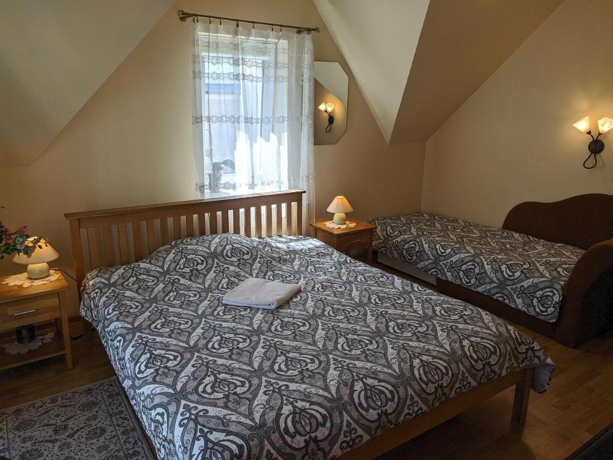 Guest House Nika - Cottages And Rooms In The Heart Of Palanga City Center Extérieur photo