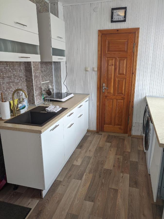 Guest House Nika - Cottages And Rooms In The Heart Of Palanga City Center Extérieur photo