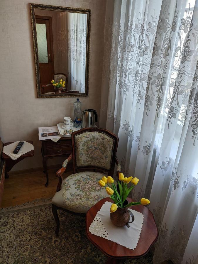 Guest House Nika - Cottages And Rooms In The Heart Of Palanga City Center Extérieur photo