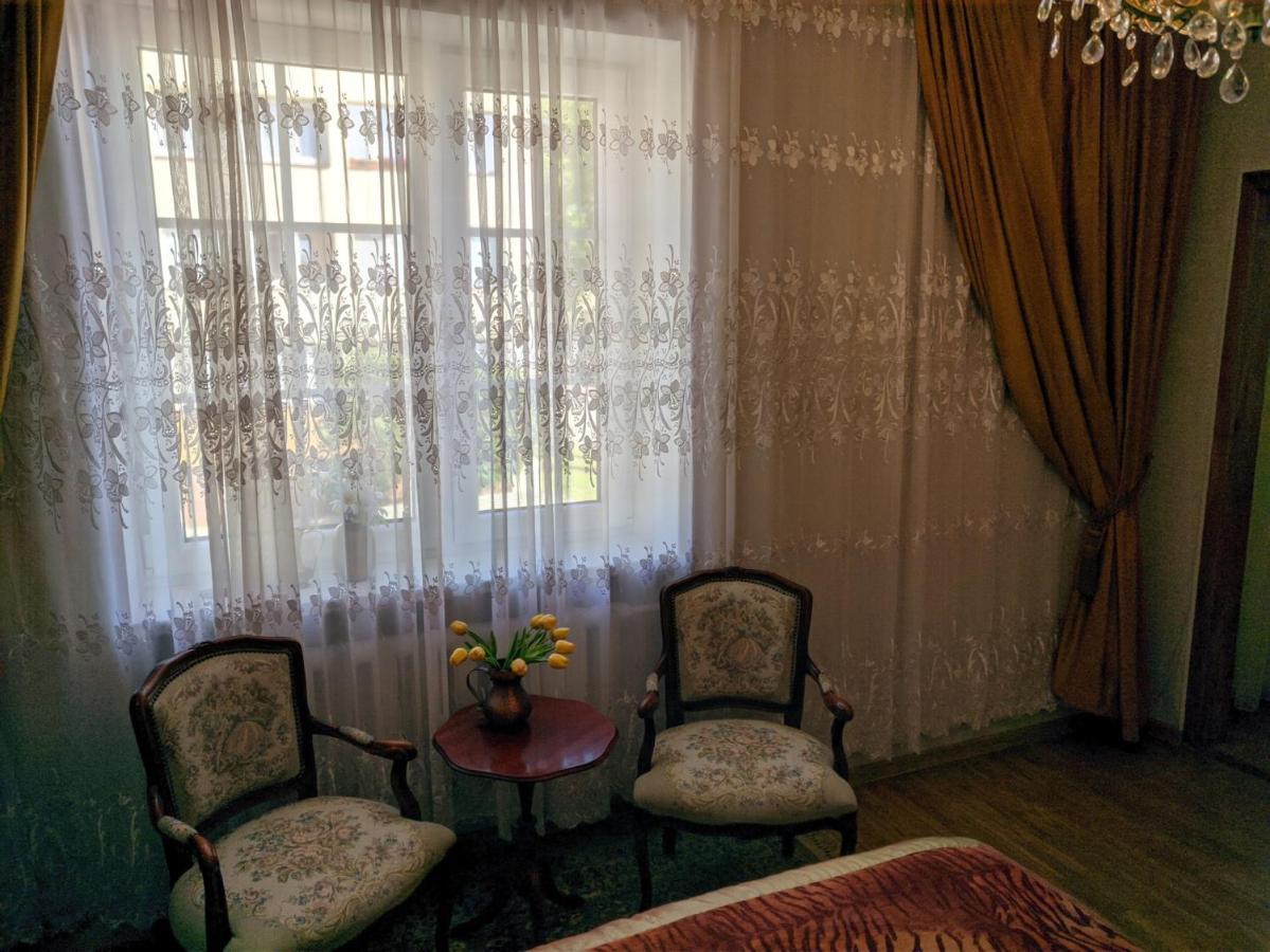 Guest House Nika - Cottages And Rooms In The Heart Of Palanga City Center Extérieur photo