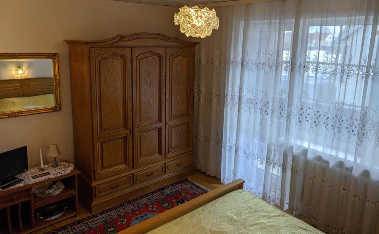 Guest House Nika - Cottages And Rooms In The Heart Of Palanga City Center Extérieur photo